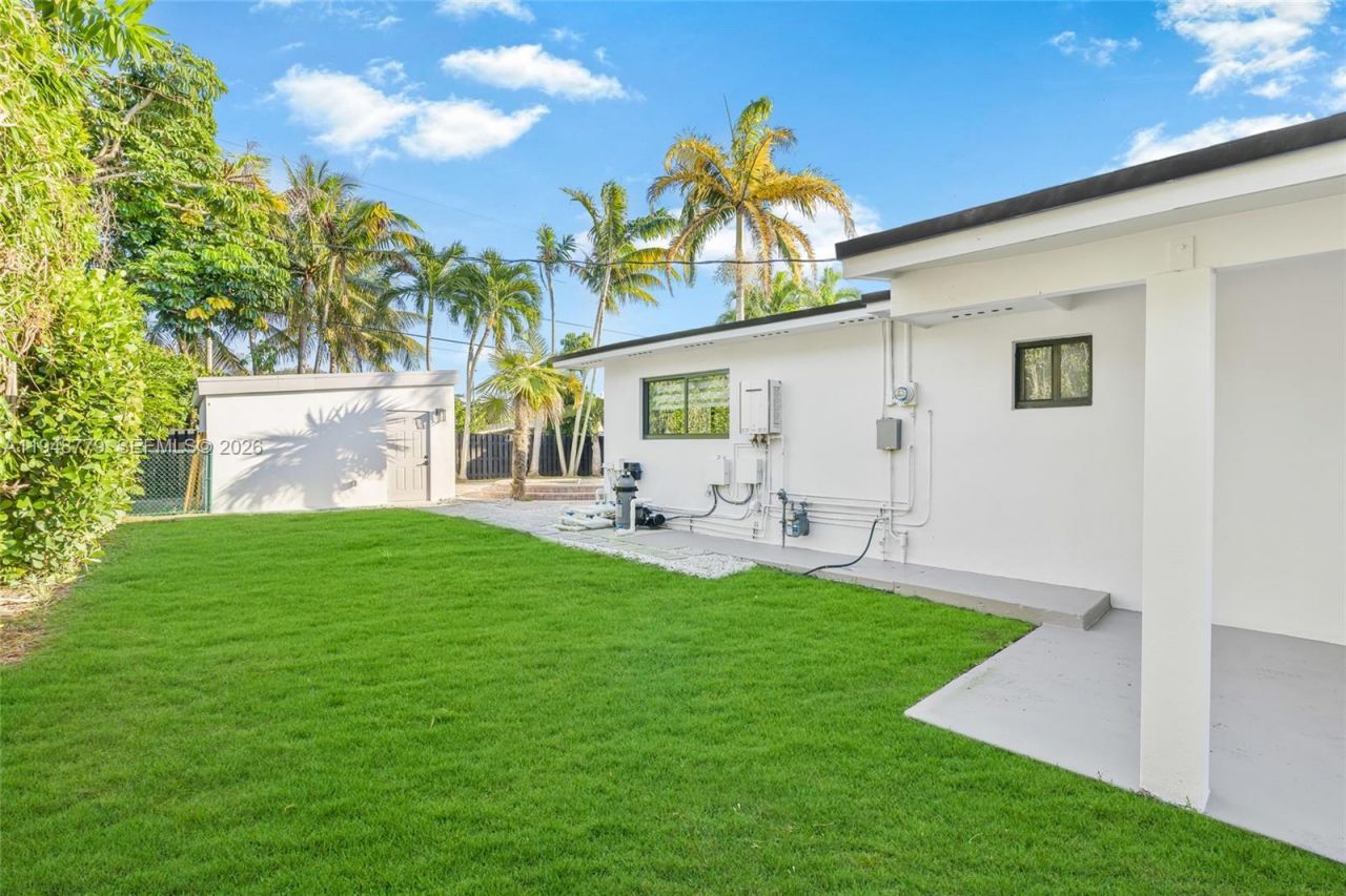 19831 Gulfstream Rd, Cutler Bay, FL 33157 Photo