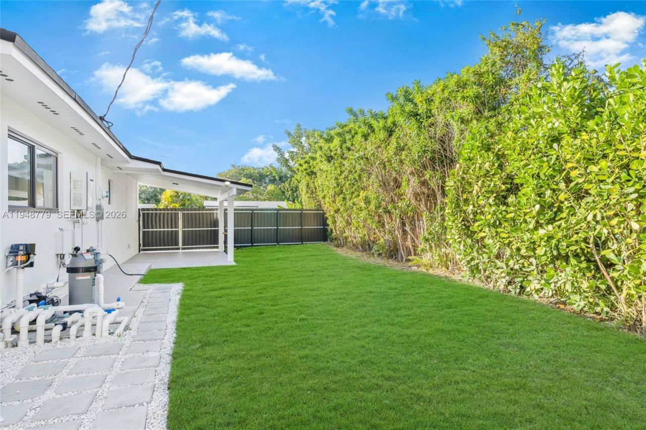 19831 Gulfstream Rd, Cutler Bay, FL 33157 Photo