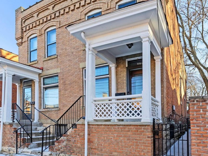 726 Kerr Street, Columbus, OH 43215 Photo 3