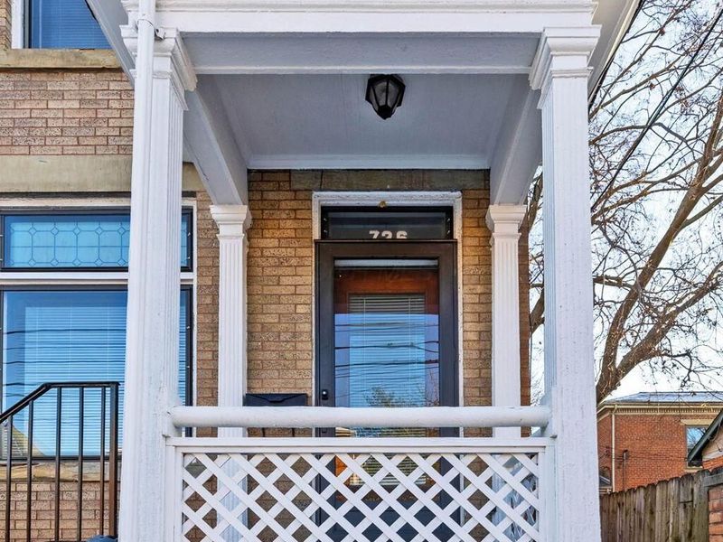 726 Kerr Street, Columbus, OH 43215 Photo 4