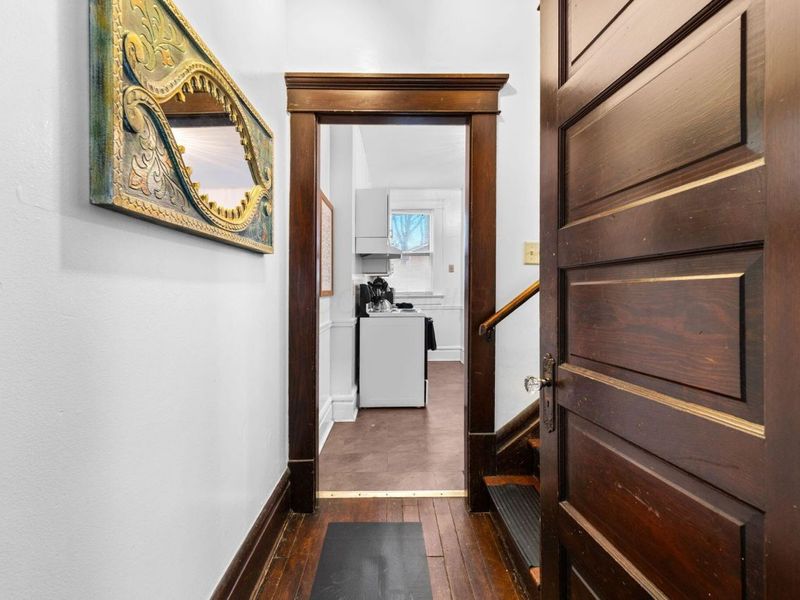 726 Kerr Street, Columbus, OH 43215 Photo 8