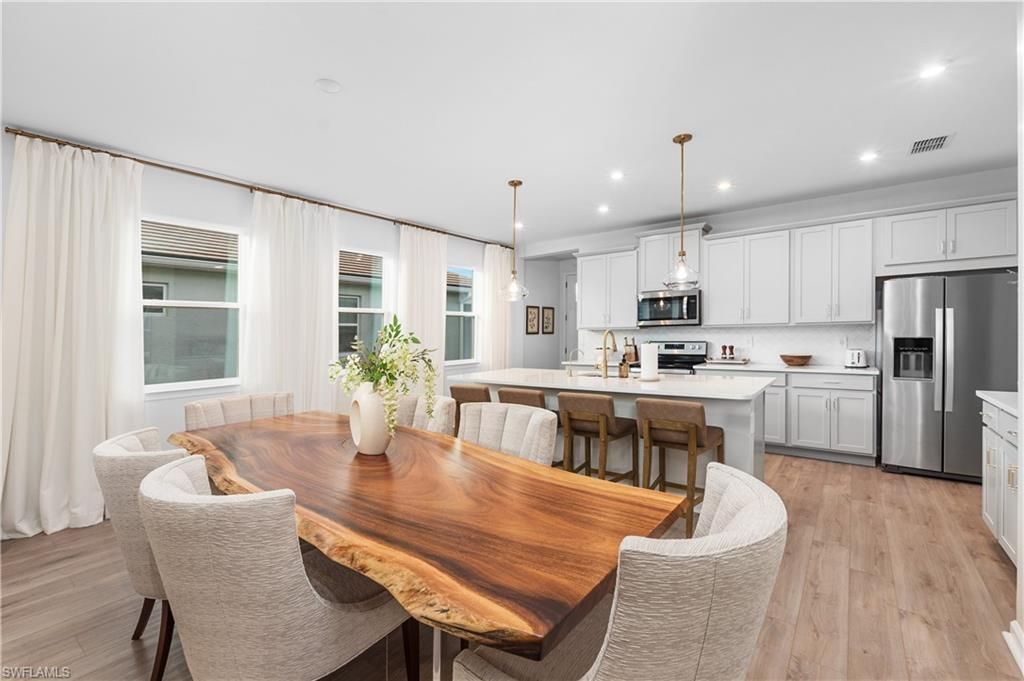 10313 Bonavie Cove Dr, Fort Myers, FL 33966 Photo