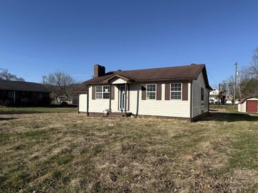 816 W Chester Avenue, Middlesboro, KY 40965