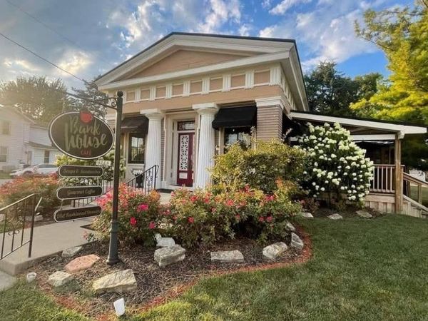 123 E Main Street, Verona, OH 45378