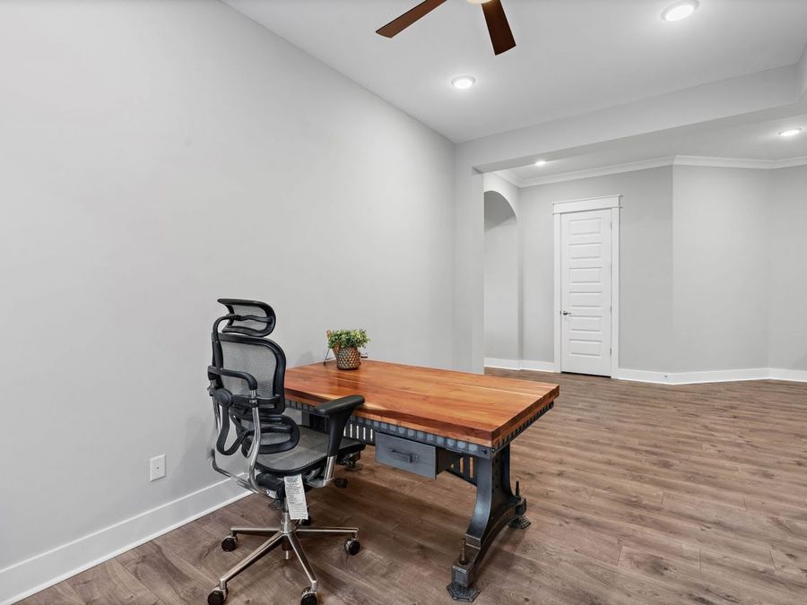 Property Image 28