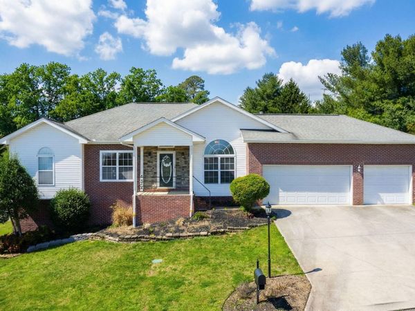 10501 Almanac Lane , Knoxville, TN 37932