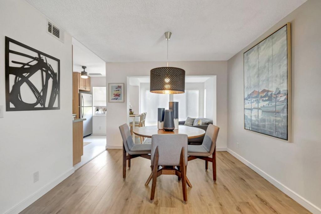 23 Colonial Club Drive, Unit 204, Boynton Beach, FL 33435 Photo