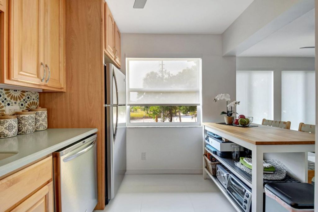 23 Colonial Club Drive, Unit 204, Boynton Beach, FL 33435 Photo