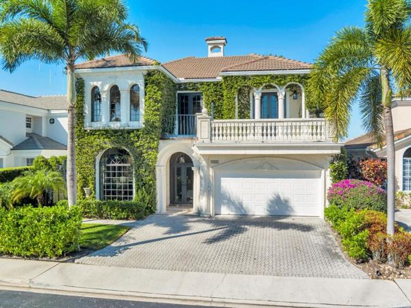 2085 Regents Boulevard, West Palm Beach, FL 33409