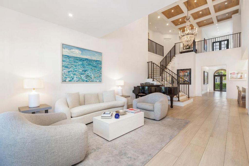 2085 Regents Boulevard, West Palm Beach, FL 33409 Photo