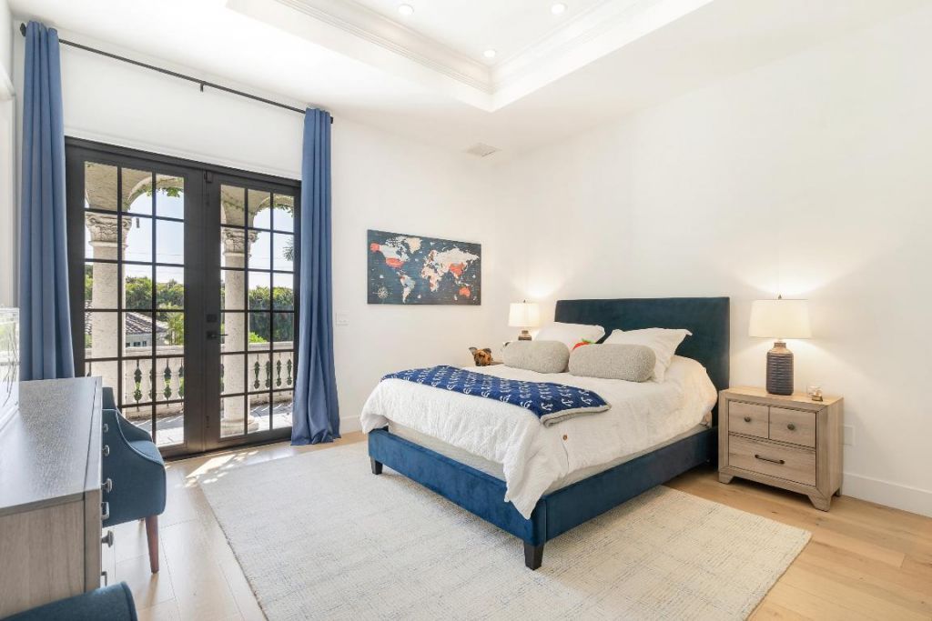 2085 Regents Boulevard, West Palm Beach, FL 33409 Photo