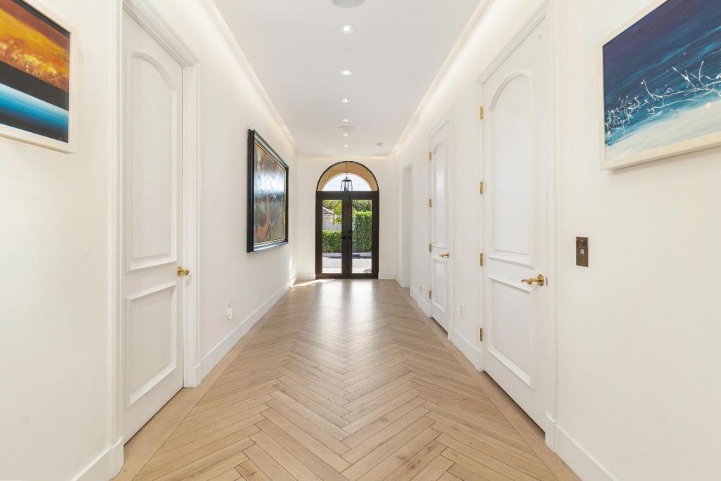 2085 Regents Boulevard, West Palm Beach, FL 33409 Photo