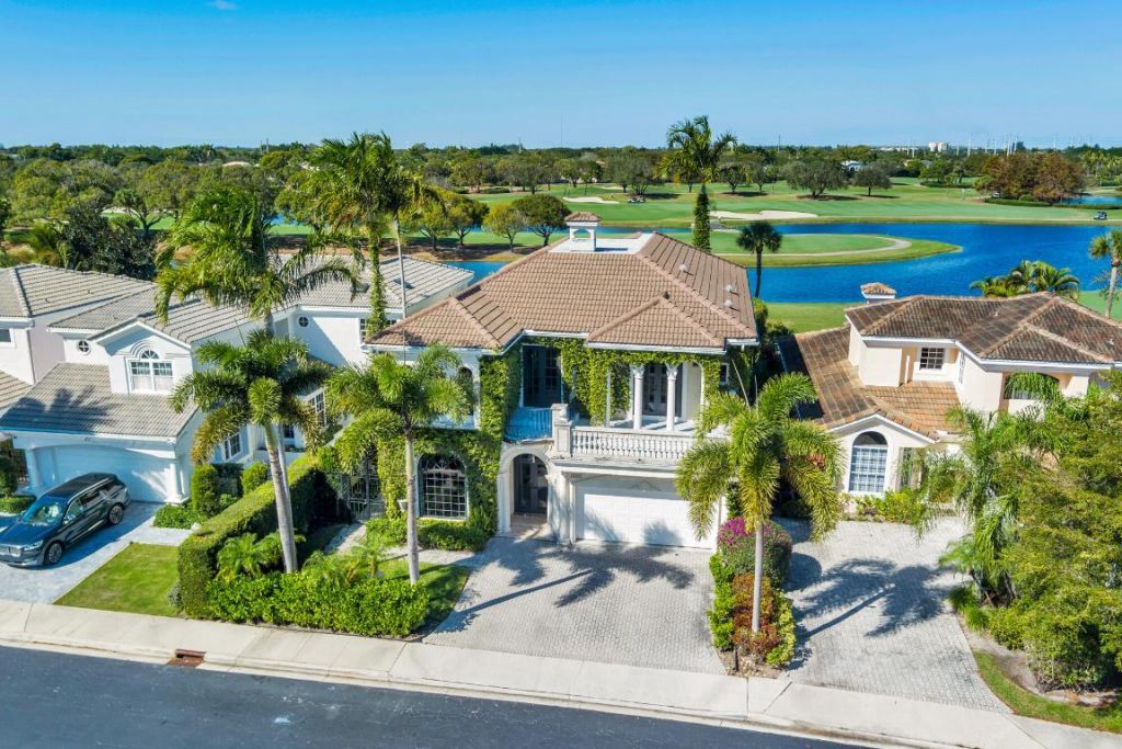 2085 Regents Boulevard, West Palm Beach, FL 33409 Photo