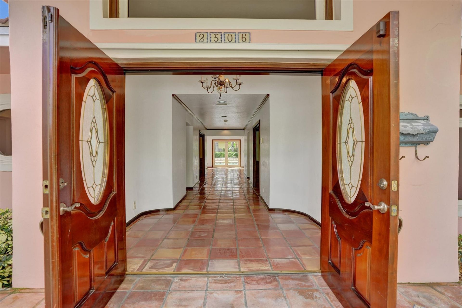 2506 Barbara Drive, Fort Lauderdale, FL 33316 Photo