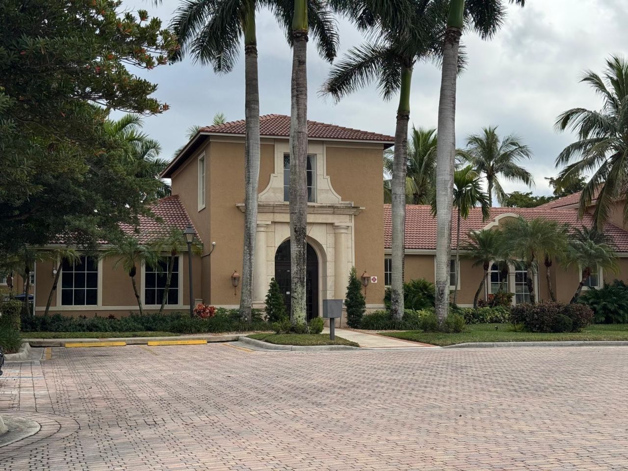 8060 N Nob Hill Road, Unit 106, Tamarac, FL 33321 Photo