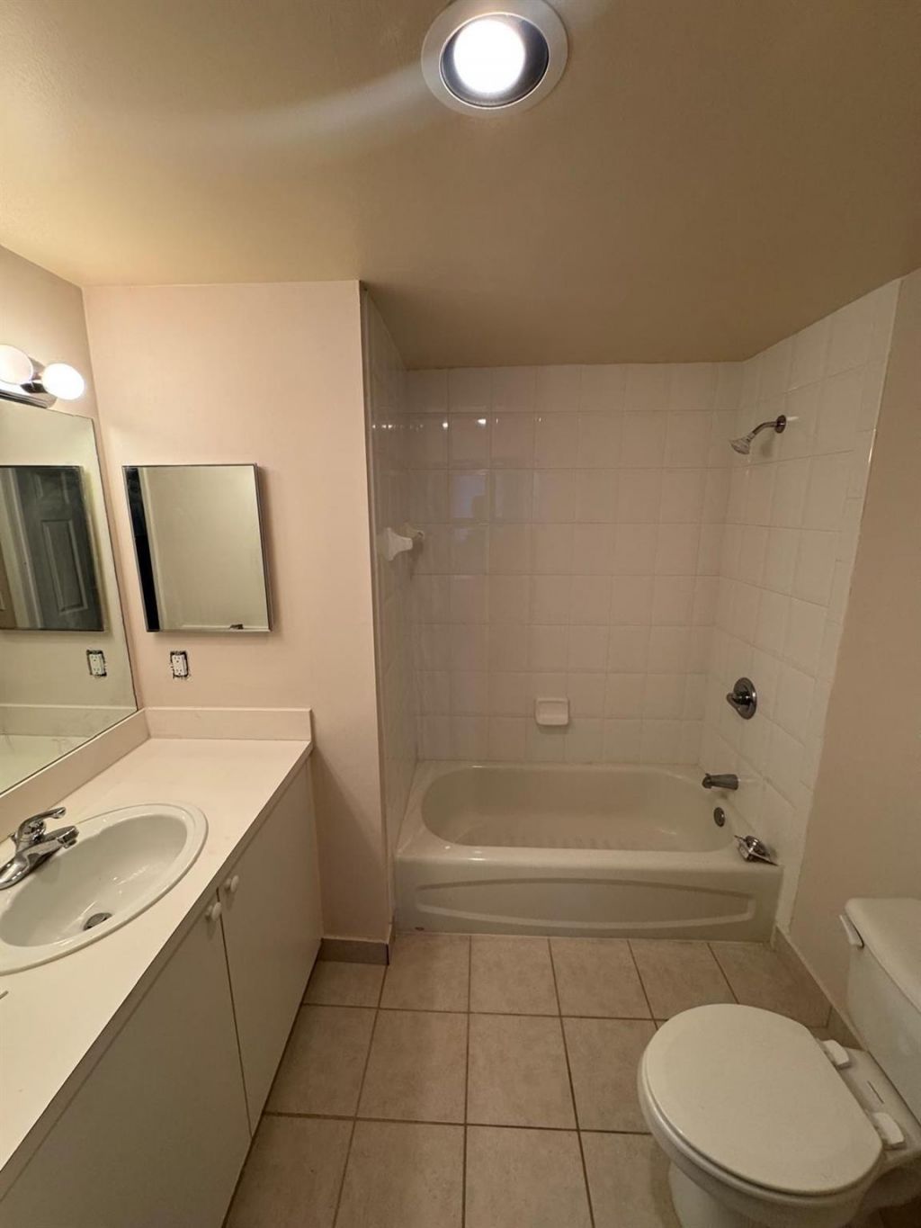 8060 N Nob Hill Road, Unit 106, Tamarac, FL 33321 Photo