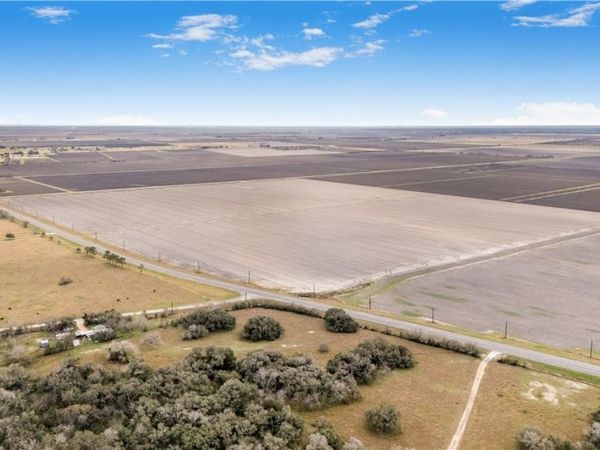 000 Fm 234, Edna, TX 77957