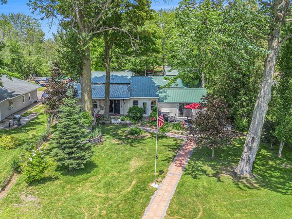 8828 Elm, Fremont, MI 49412