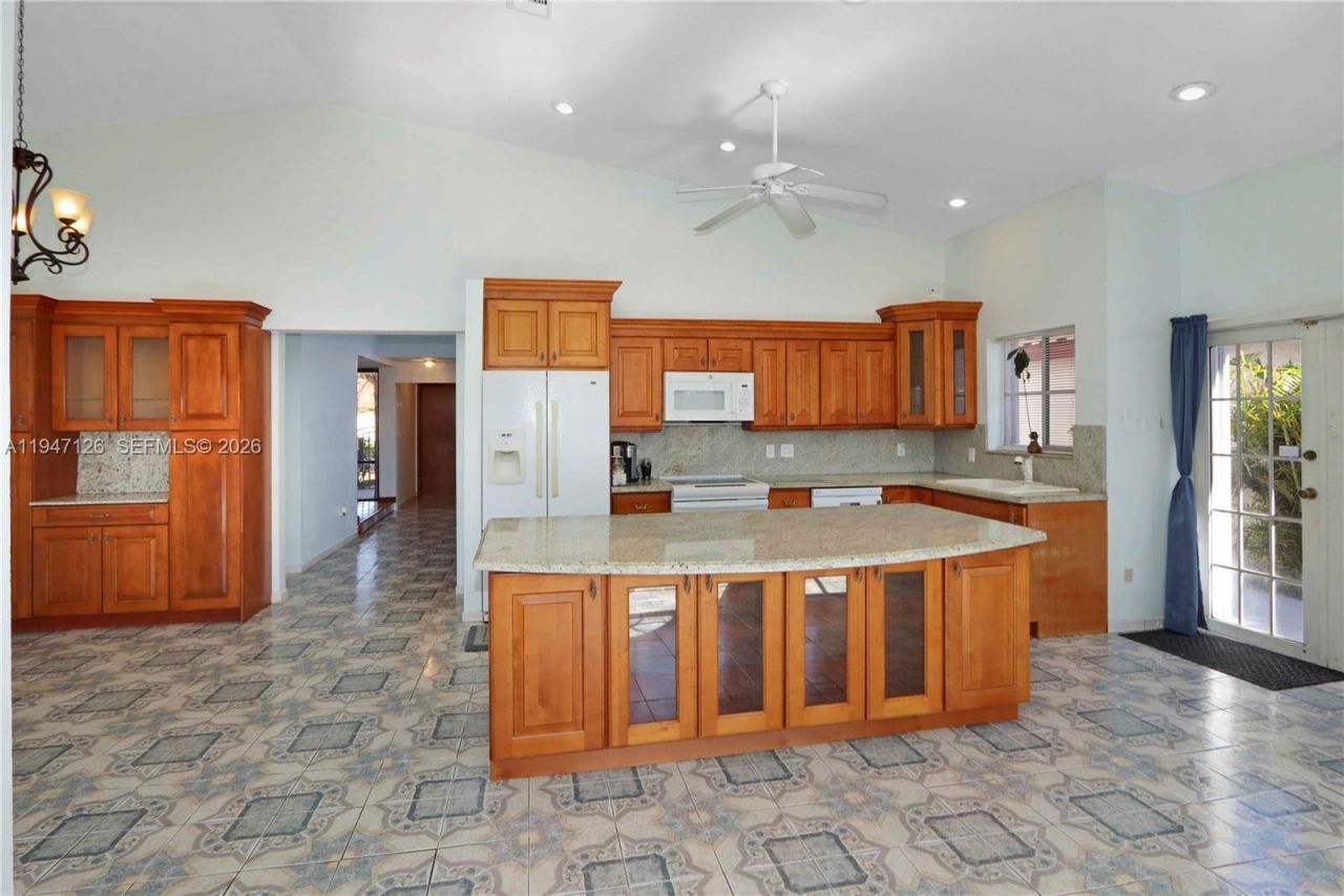 14826 SW 110th Ter, Miami, FL 33196 Photo