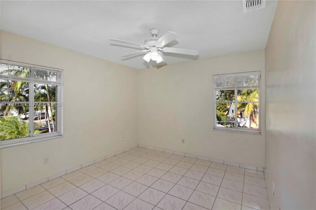 14826 SW 110th Ter, Miami, FL 33196 Photo