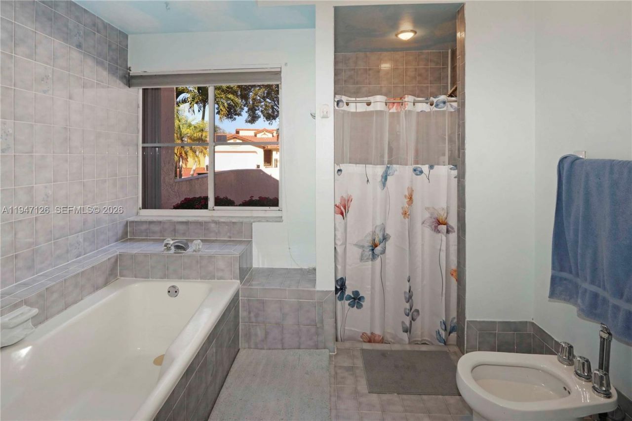 14826 SW 110th Ter, Miami, FL 33196 Photo