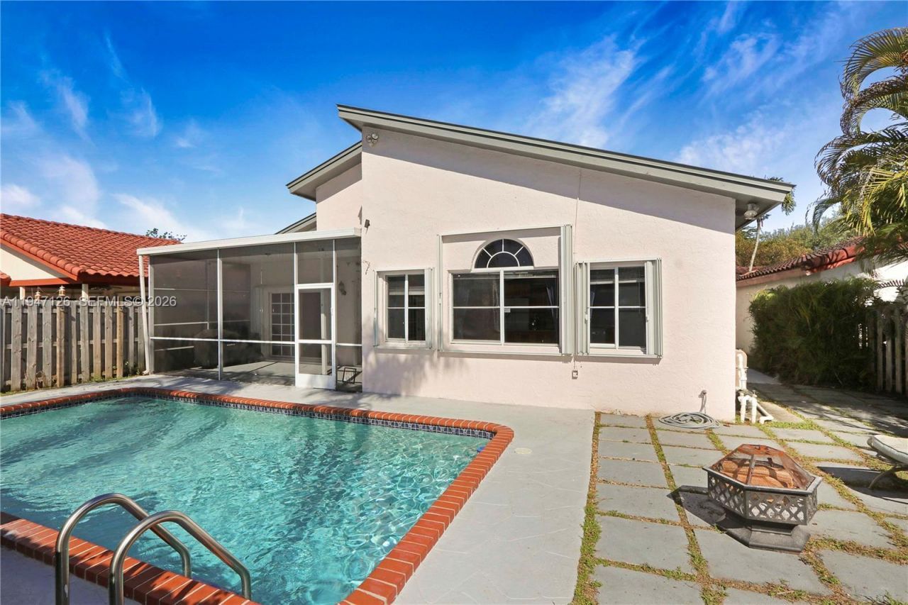 14826 SW 110th Ter, Miami, FL 33196 Photo