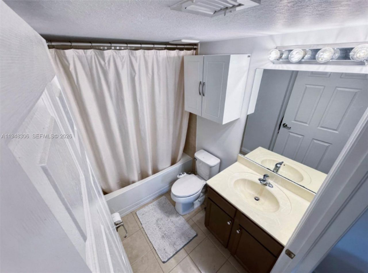 22301 SW 88th Pl, Unit 104-3, Cutler Bay, FL 33190 Photo