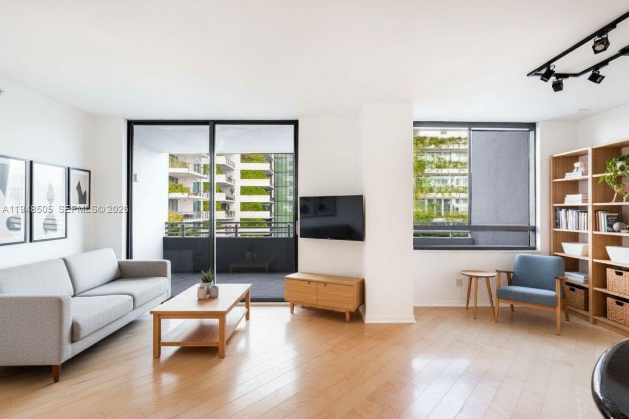 1330 West Ave, Unit 610, Miami Beach, FL 33139 Photo