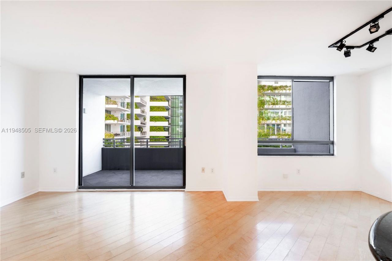 1330 West Ave, Unit 610, Miami Beach, FL 33139 Photo