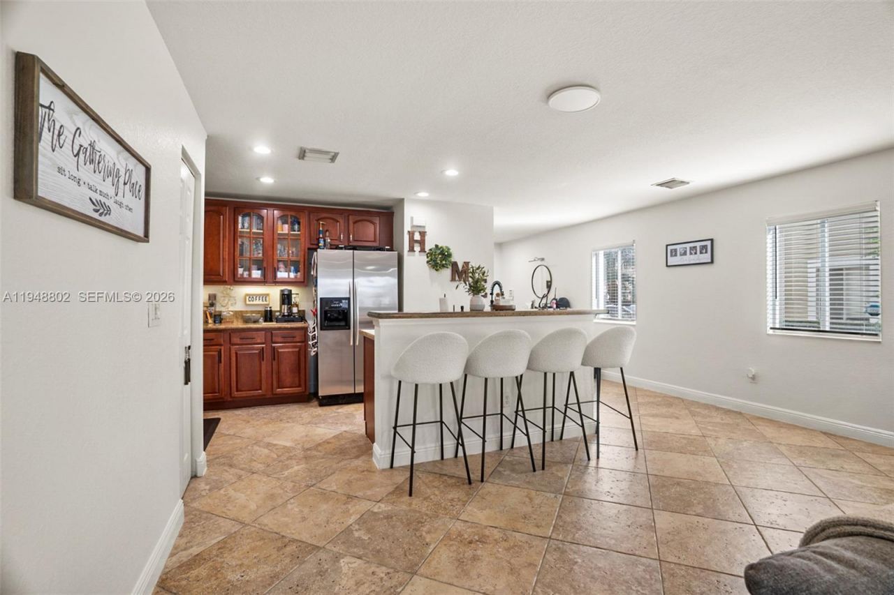 5951 Royal Way, Tamarac, FL 33321 Photo