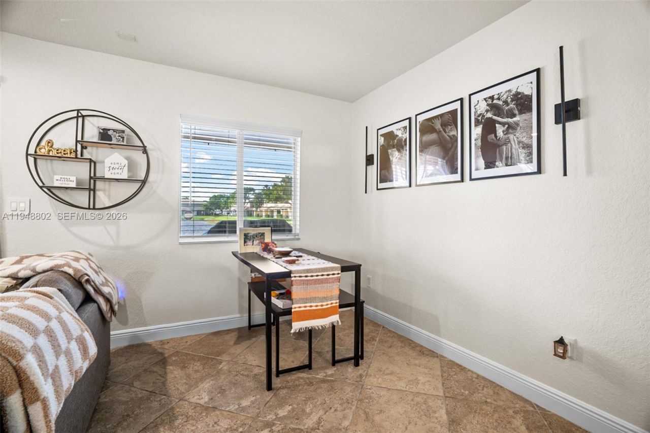 5951 Royal Way, Tamarac, FL 33321 Photo