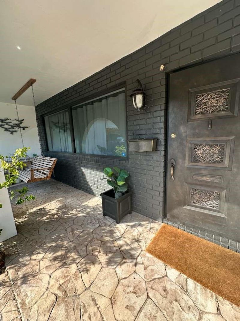 2827 Mckinley St , Hollywood, FL 33020 Photo