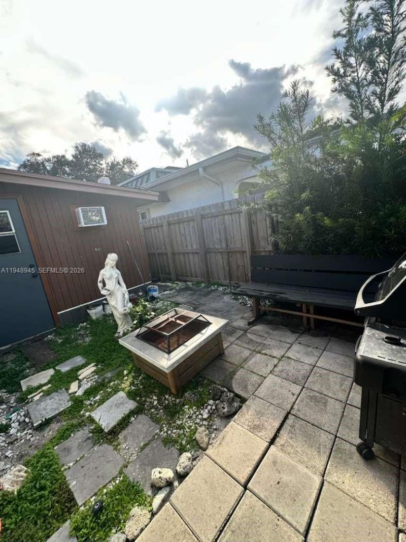 2827 Mckinley St , Hollywood, FL 33020 Photo