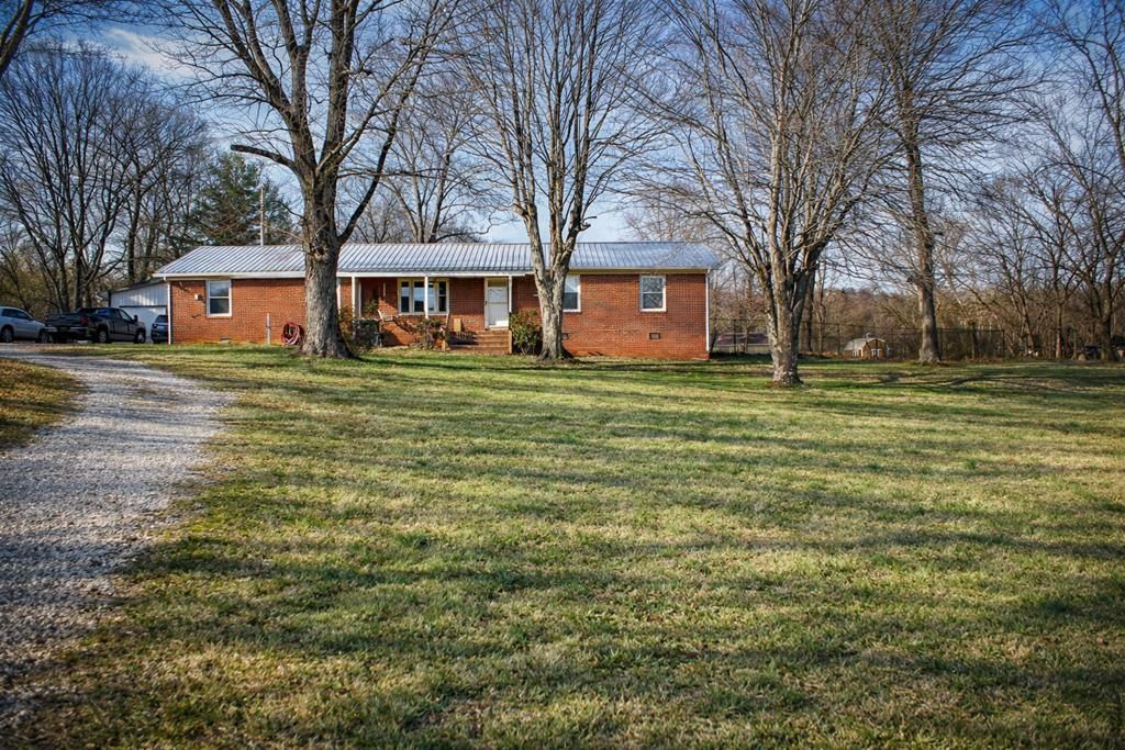 2633 Spencer Rd, Rock Island, TN 38581 Main Photo