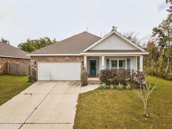 5735 Overland Drive, Biloxi, MS 39532