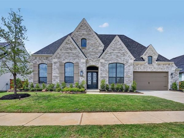 1609 Sandbrock Drive, Aubrey, TX 76227