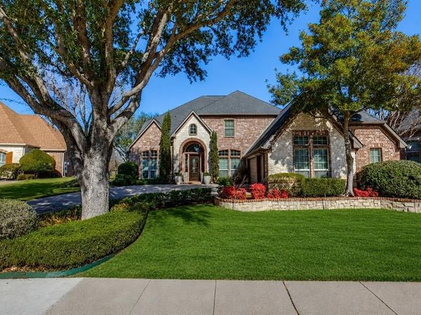 2929 Oak Point Drive, Garland, TX 75044