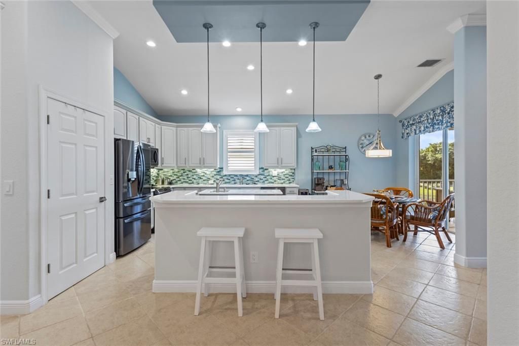 28645 San Lucas Ln, Unit 201, Bonita Springs, FL 34135 Photo