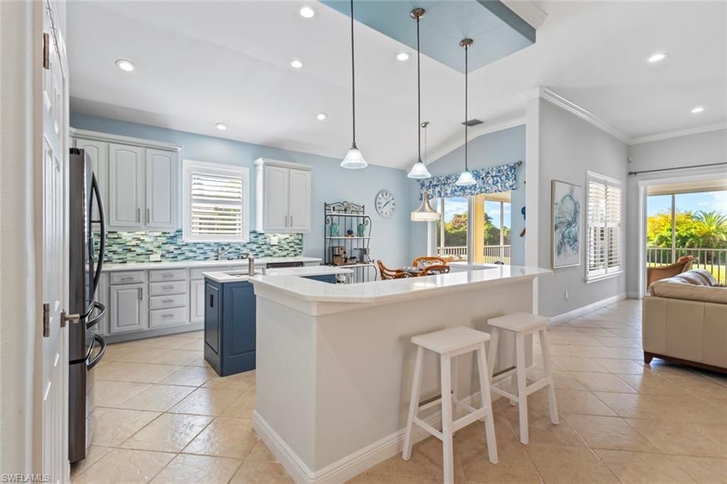 28645 San Lucas Ln, Unit 201, Bonita Springs, FL 34135 Photo