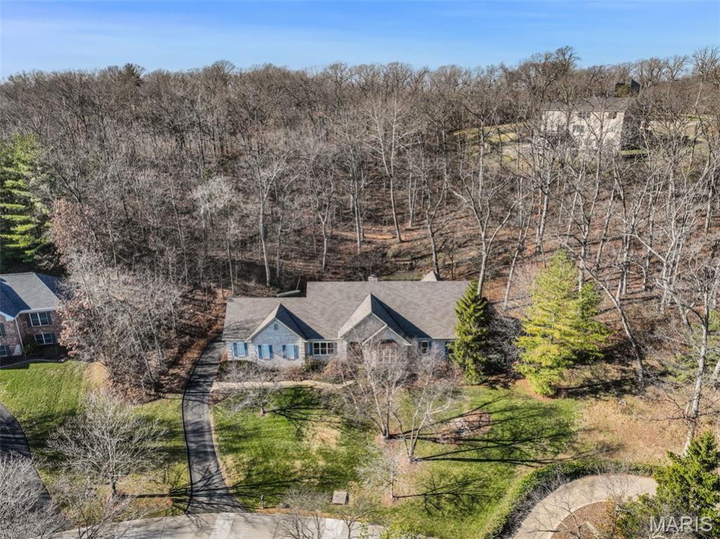 9515 Country Club Green, Saint Louis, MO 63127 Main Photo