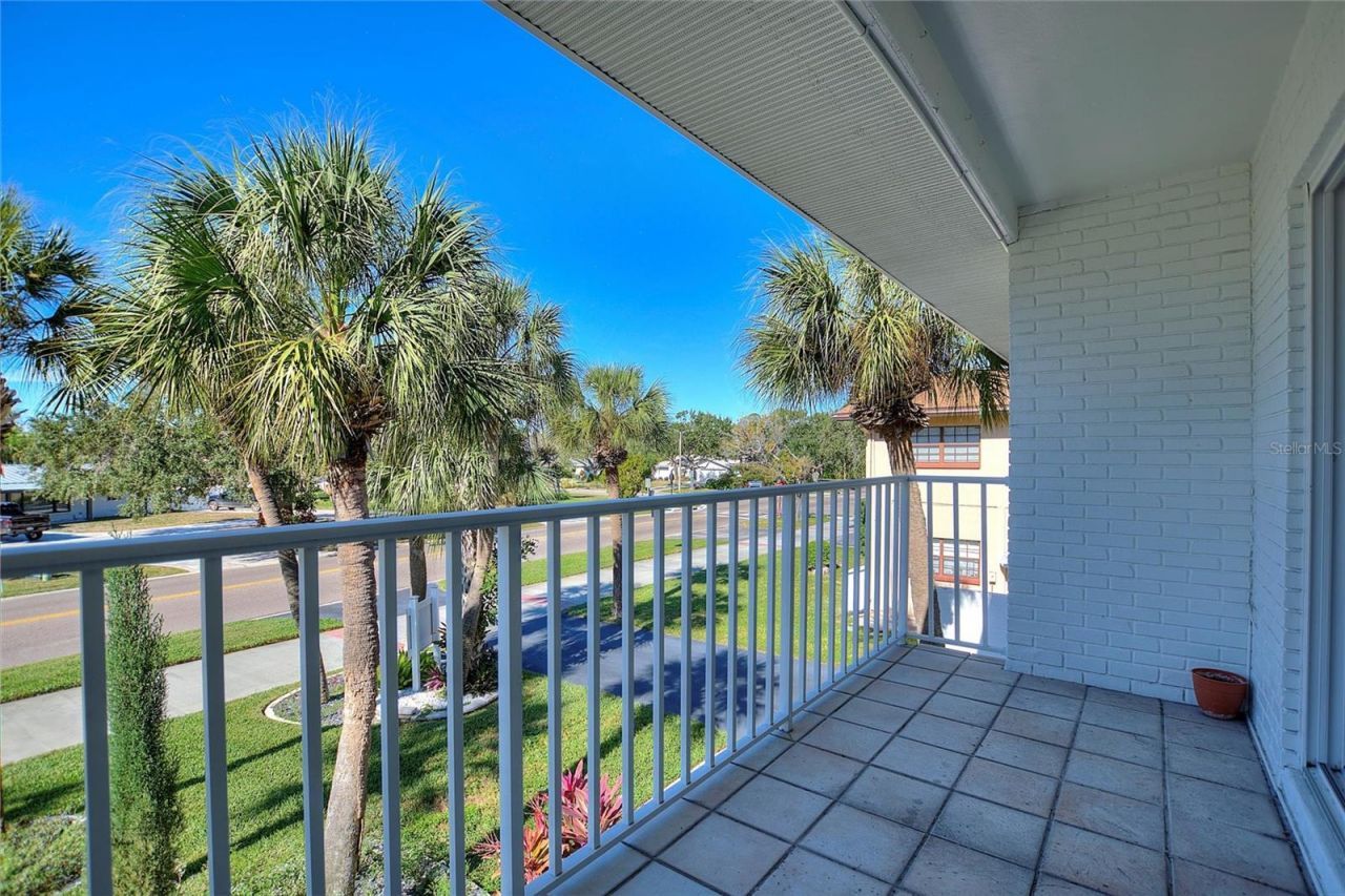 4250 37th Street S, Unit 5, Saint Petersburg, FL 33711 Photo