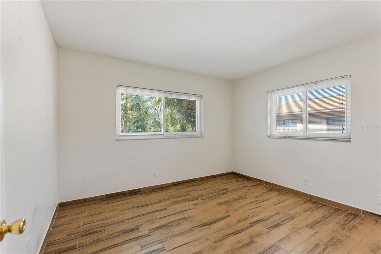 4250 37th Street S, Unit 5, Saint Petersburg, FL 33711 Photo