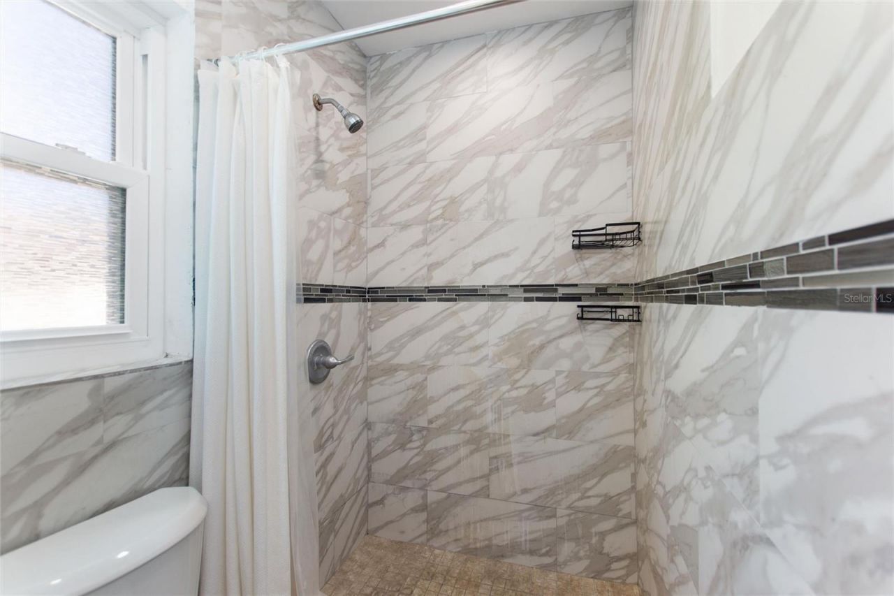 4250 37th Street S, Unit 5, Saint Petersburg, FL 33711 Photo