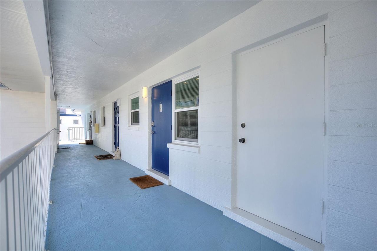 4250 37th Street S, Unit 5, Saint Petersburg, FL 33711 Photo