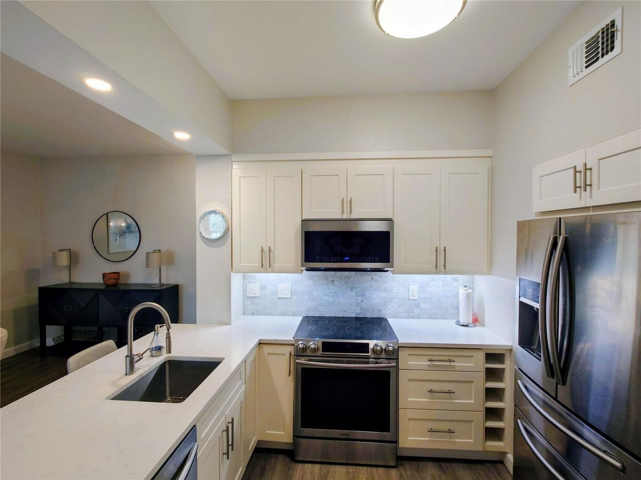 200 4th Avenue S, Unit 130, Saint Petersburg, FL 33701 Photo