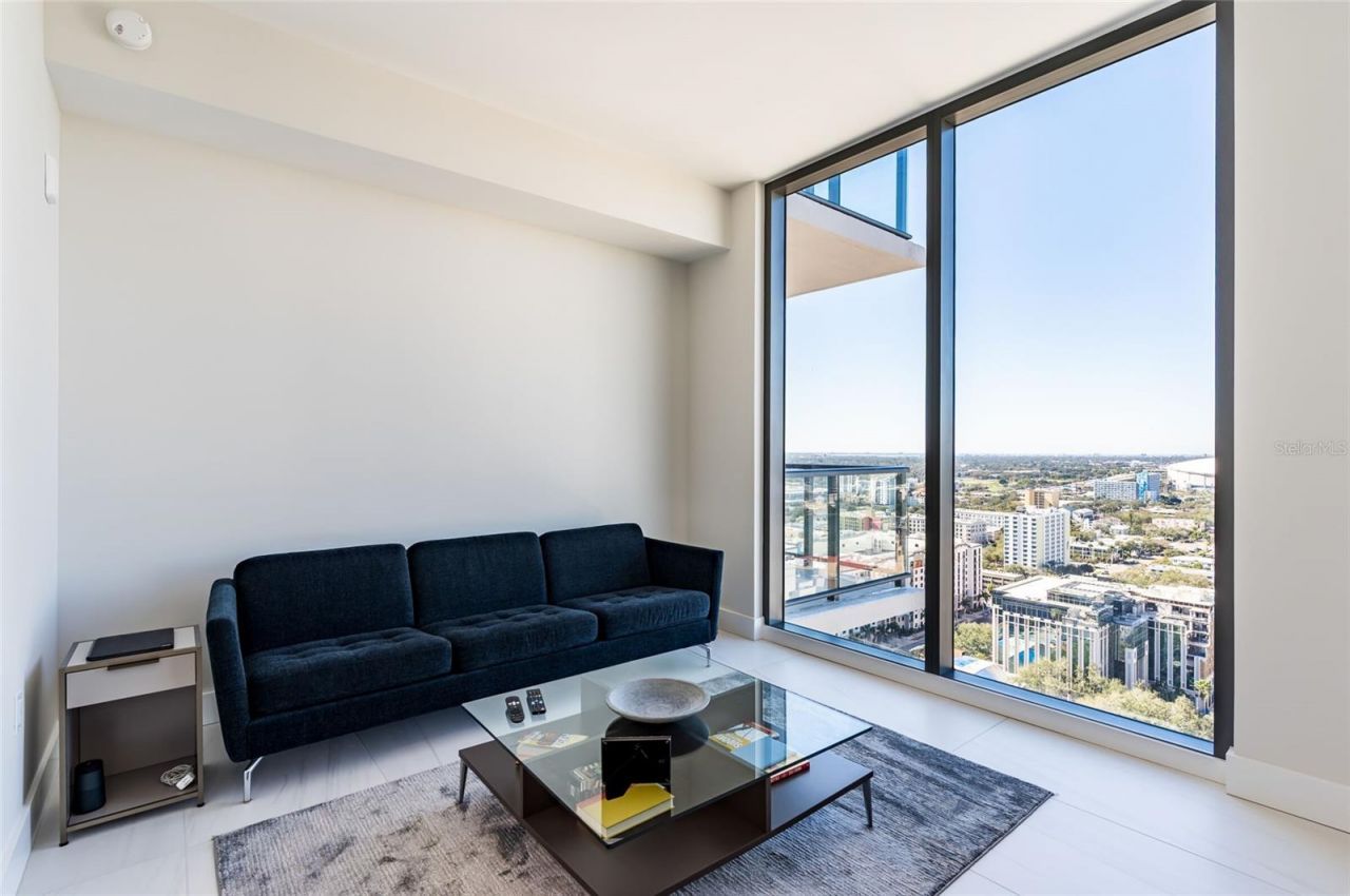 275 1st Ave South, Unit 2606, Saint Petersburg, FL 33701 Photo