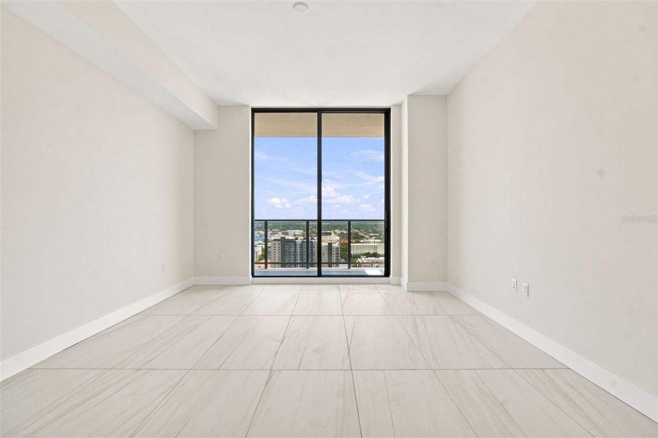 275 1st Ave South, Unit 2606, Saint Petersburg, FL 33701 Photo