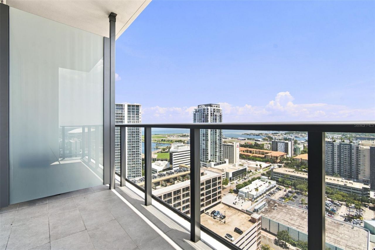 275 1st Ave South, Unit 2606, Saint Petersburg, FL 33701 Photo