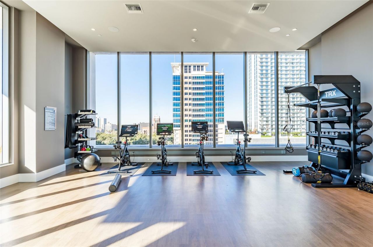 275 1st Ave South, Unit 2606, Saint Petersburg, FL 33701 Photo