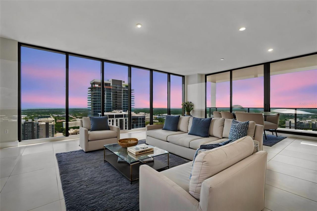 275 1st Ave South, Unit 2606, Saint Petersburg, FL 33701 Photo